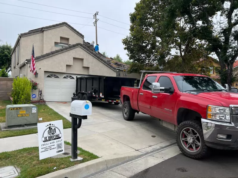 IE Roofing 247 — photo 4