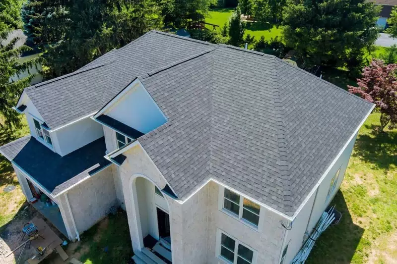 Veni's Roofing — photo 4